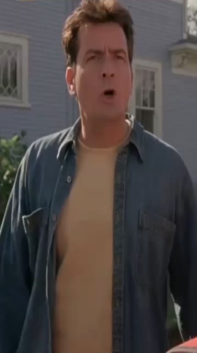 Mi odi solo perché sono nero🤣 Charlie Sheen e...