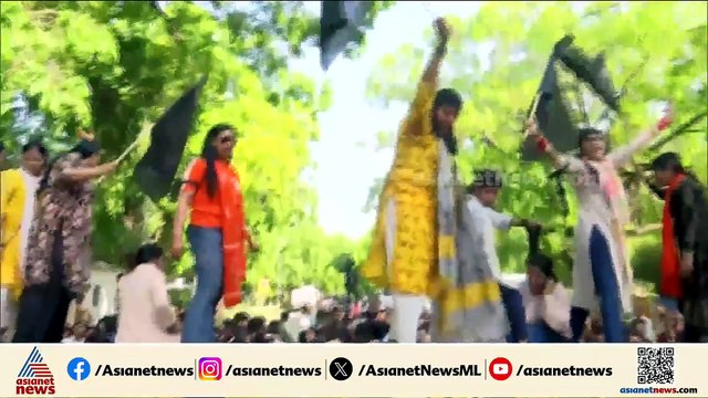 ദില്ലിയിൽ രാഹുൽ ​ഗാന്ധിയുടെ കോലം കത്തിച്ച് മഹിള മോർച്ചയുടെ വൻ പ്രതിഷേധം