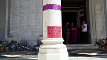 Morte di Giacomo Bongiorni, i funerali in Duomo: "Non ci sar? pace senza giustizia"