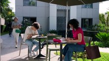 مسلسل قفطان خديجة الحلقة 10 كامله