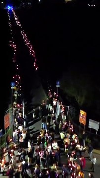 La fiaccolata contro il nuovo ponte a Paderno D'Adda
