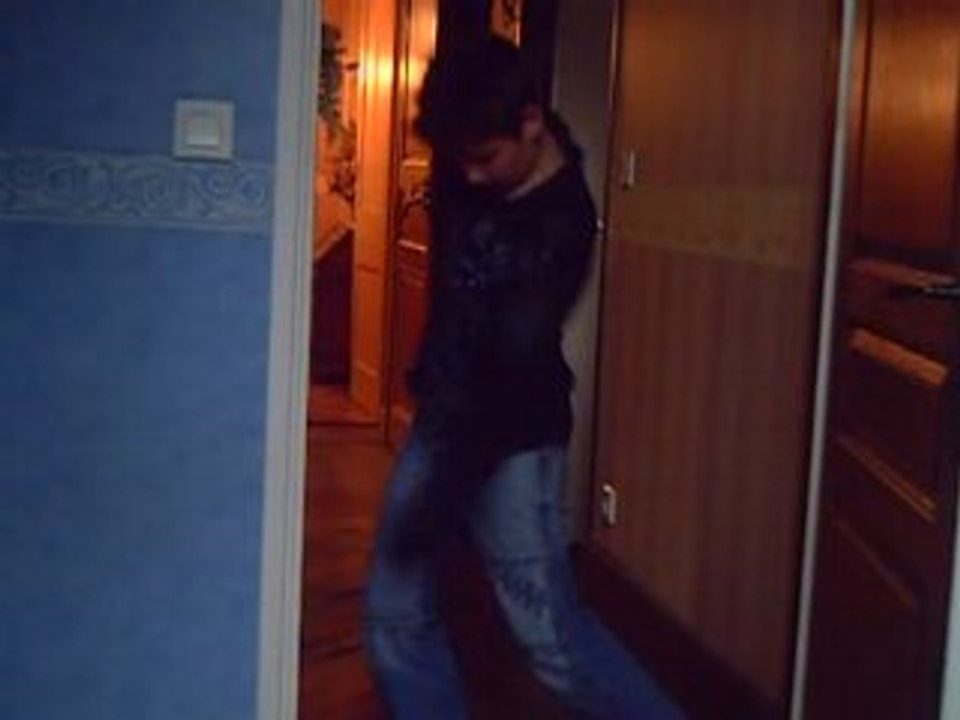 CLIP0034