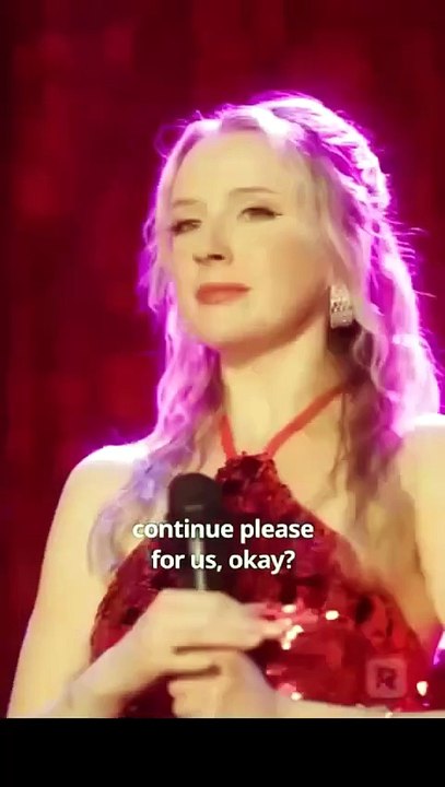 Mic Drop Diva 💕 ☘