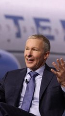 United Airlines CEO judges candidates by whether pilots would want to go on a 4-day trip with them
