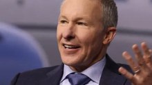 United Airlines CEO judges candidates by whether pilots would want to go on a 4-day trip with them