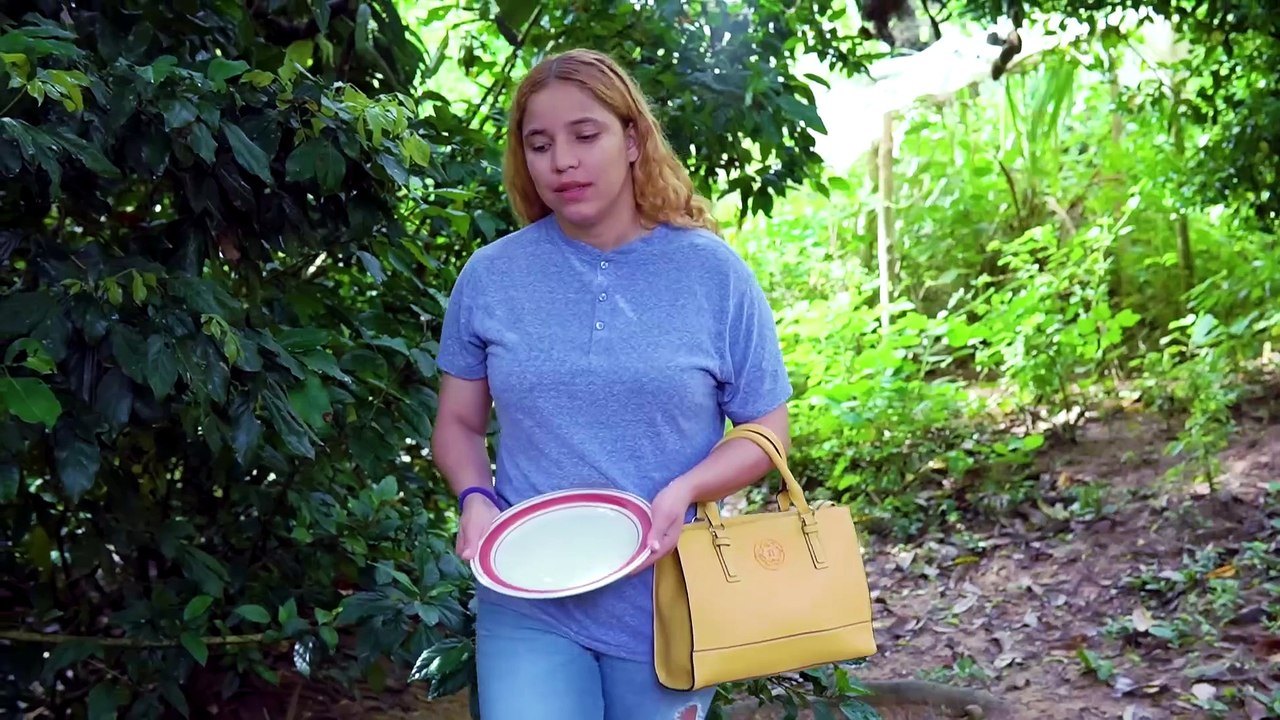 COMIA EN CASA DE SUS VECINOS PERO NO LE GUSTABA COMPARTIR   YULIEX POLANCO