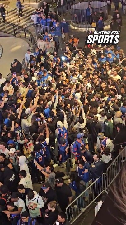 Knicks fans are already asking for Boston after the Game 1 win.