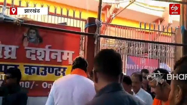 बिहार के मुख्यमंत्री सम्राट चौधरी पहुंचे देवघर, बैद्यनाथ धाम में की पूजा-अर्चना