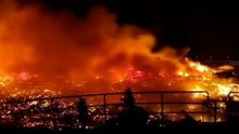 Al menos 1.000 viviendas calcinadas tras incendiarse un pueblo flotante en Malasia