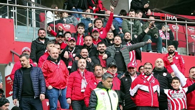 Trendyol Süper Lig: Samsunspor: 0 - Beşiktaş: 0 (İlk yarı) | Ajansspor | IHA