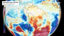 Domingo, 19 de abril: anomalia de temperatura em 850 hPa