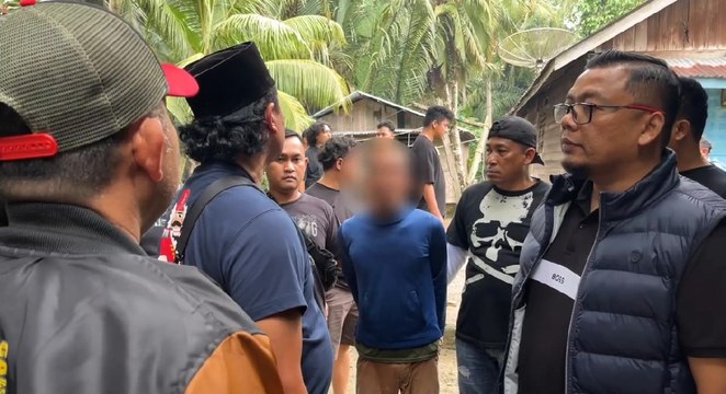 Detik-detik Penangkapan Kurir Narkoba, Sabu hingga Vape Disita