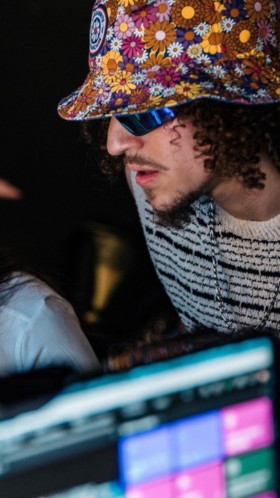 Vous faites quoi vous ? ❤️