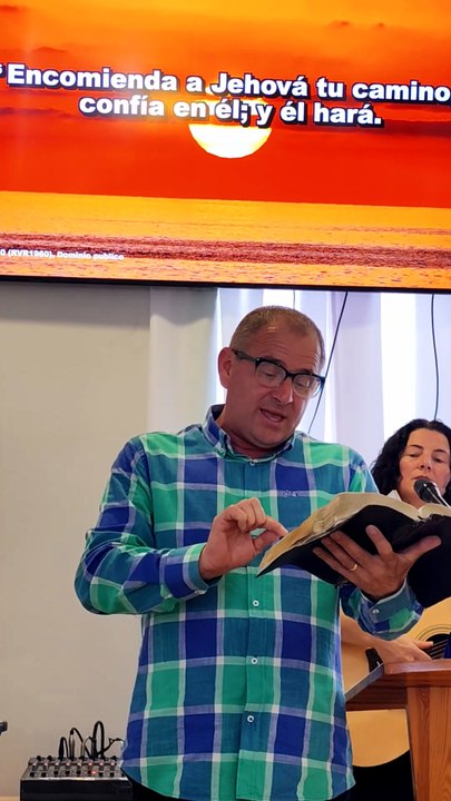 Encomienda al Señor tu camino. (Salmos 37:3-5)🙏