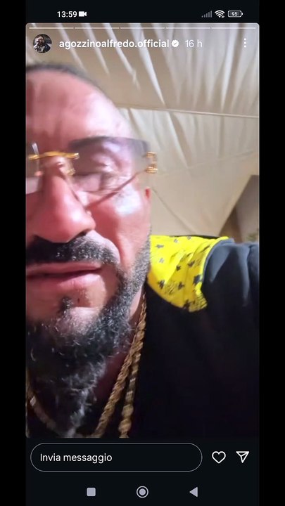 Agozzino Alfredo story con i suoi cani e il piccolo arnold