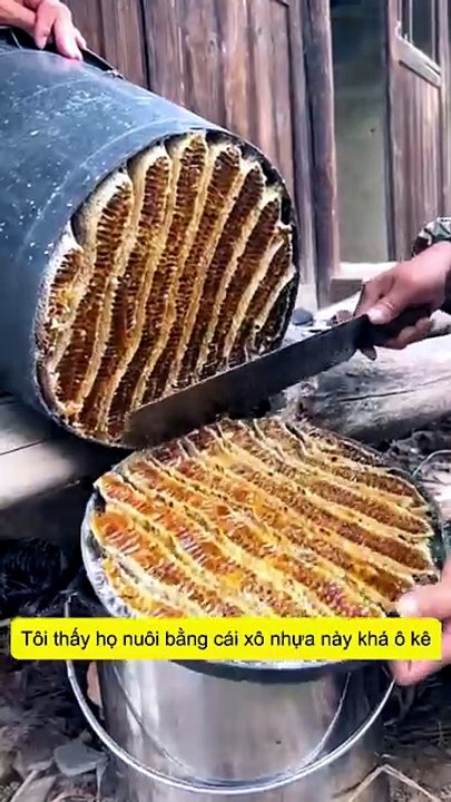 Raw honey
