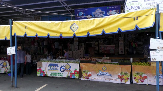 Refuerzan seguridad en el Mercado de Abastos; comerciantes aseguran mejora sin precisar datos