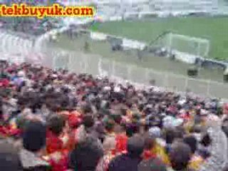 İnönüde Sabri 3lü cektiriyor..