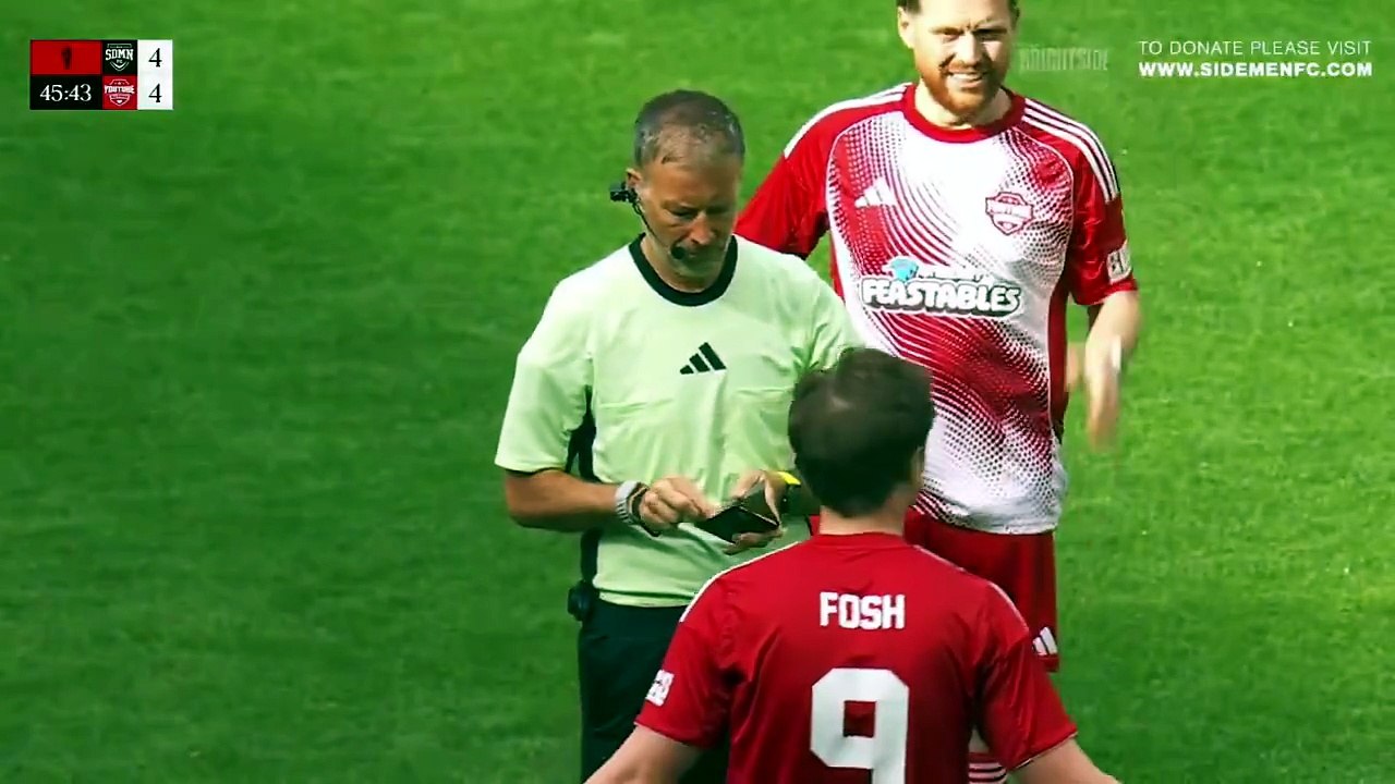Futbol Sahasında Bir İlk: Sarı Kartı Sihirle Yok Etti