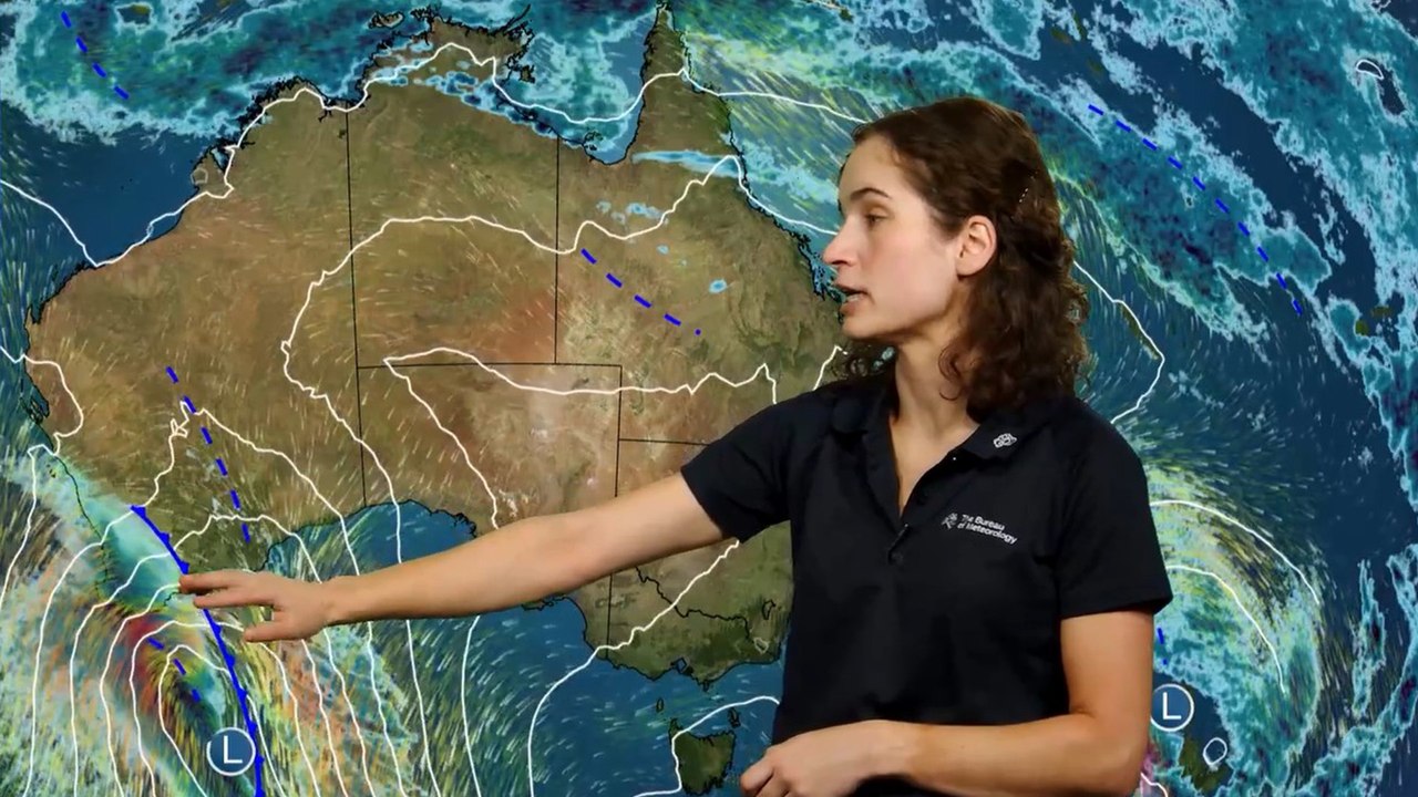 Early storms, wind in the south-west; settled in the east - video ...
