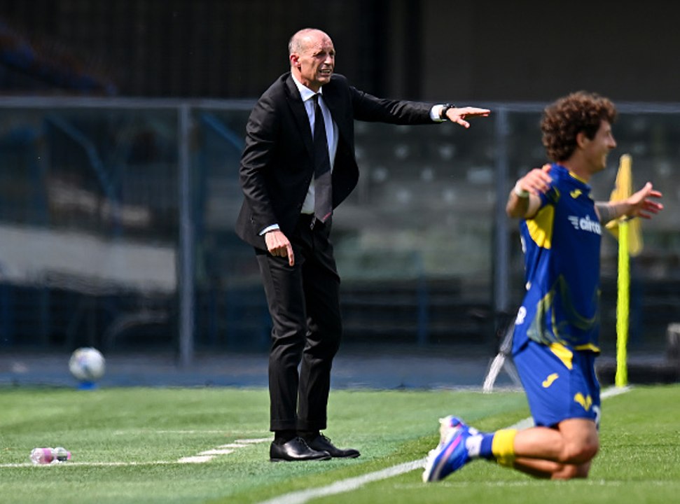 Allegri: "Mike bravo a ignorare, Rafa? Non potevamo giocare in 12"