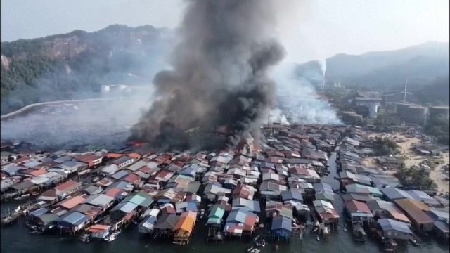 Un incendio en Malasia destruye cerca de 1.000 viviendas y deja a miles de personas sin hogar
