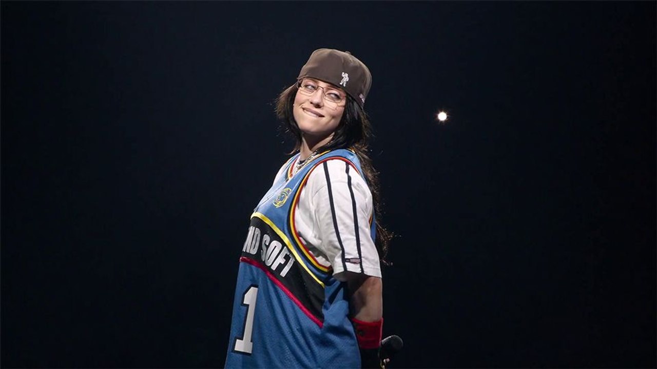 Billie Eilish - Hit Me Hard And Soft: The Tour Live In 3D Trailer (2) OmdU