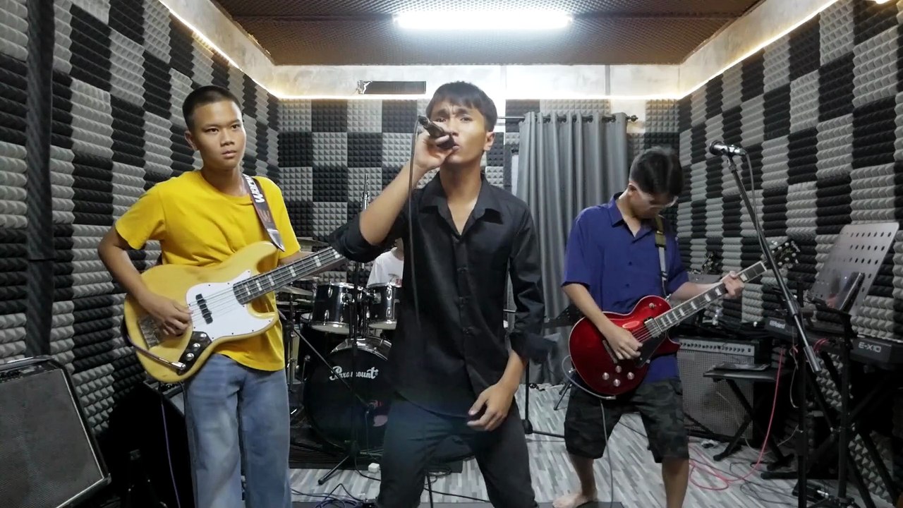 Music Fest นิเทศ DPU 🔥 RAW RED CHICKEN ซ้อมเข้มข้น เตรียมระเบิดความมันส์! 🎸