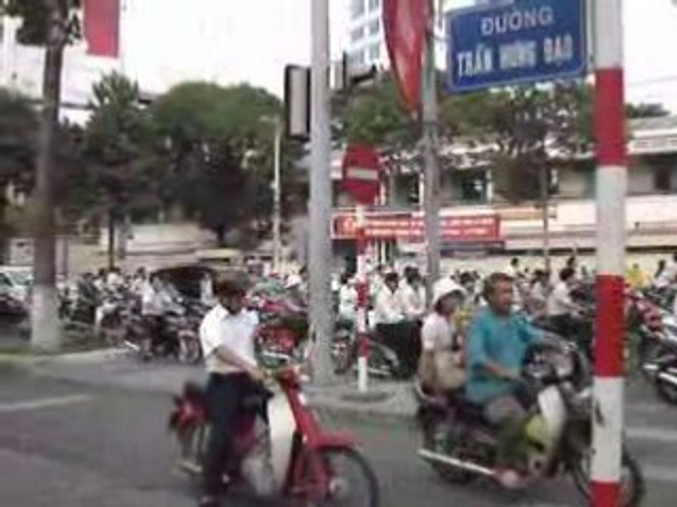 Traffic Saigon