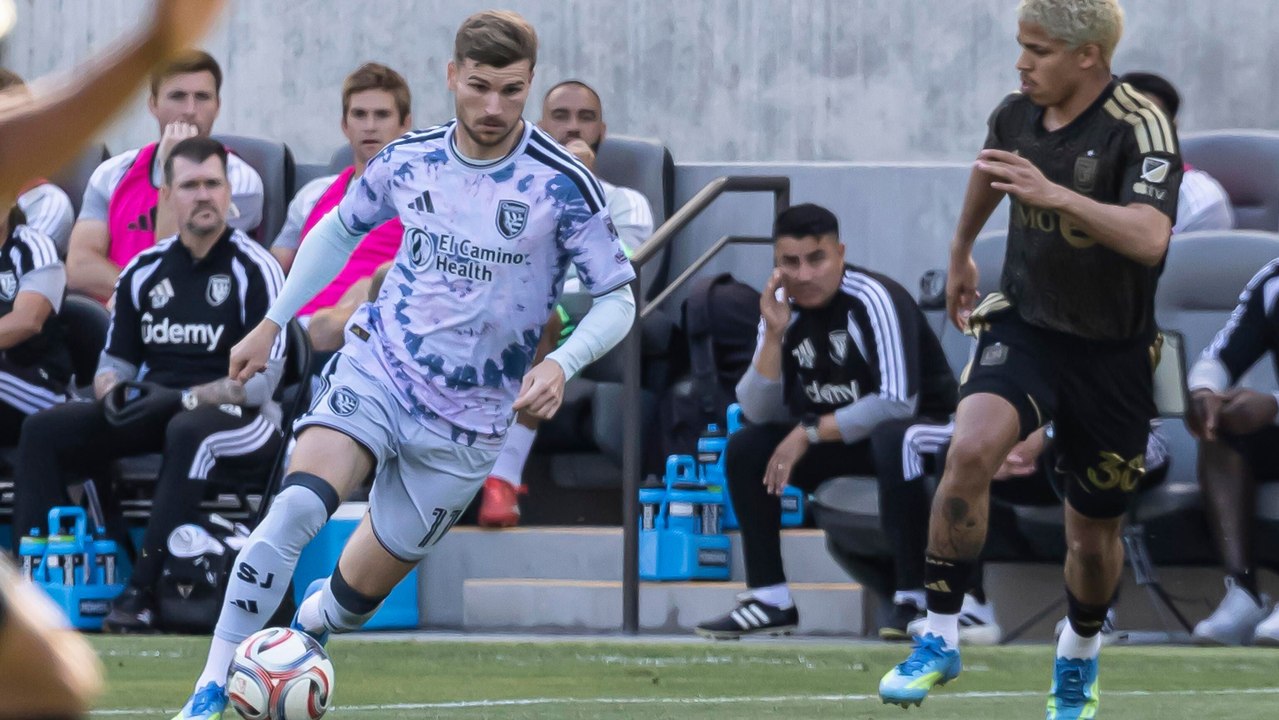 Werner lobt: "wir schießen nicht nur den ball weg"