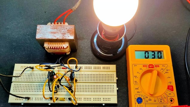 Electrónica de Potencia - Inversor de 12v DC a 220v AC- Multisim 14.3
