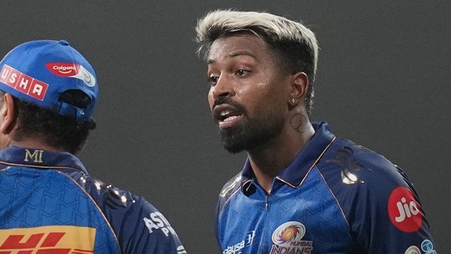 IPL के बीच हार्दिक पंड्या की कप्तानी पर संकट, पूर्व क्रिकेटर ने उठाए सवाल