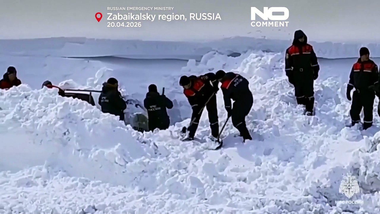 Schneesturm im russischen Fernen Osten: Retter bringen Hunderte in Sicherheit