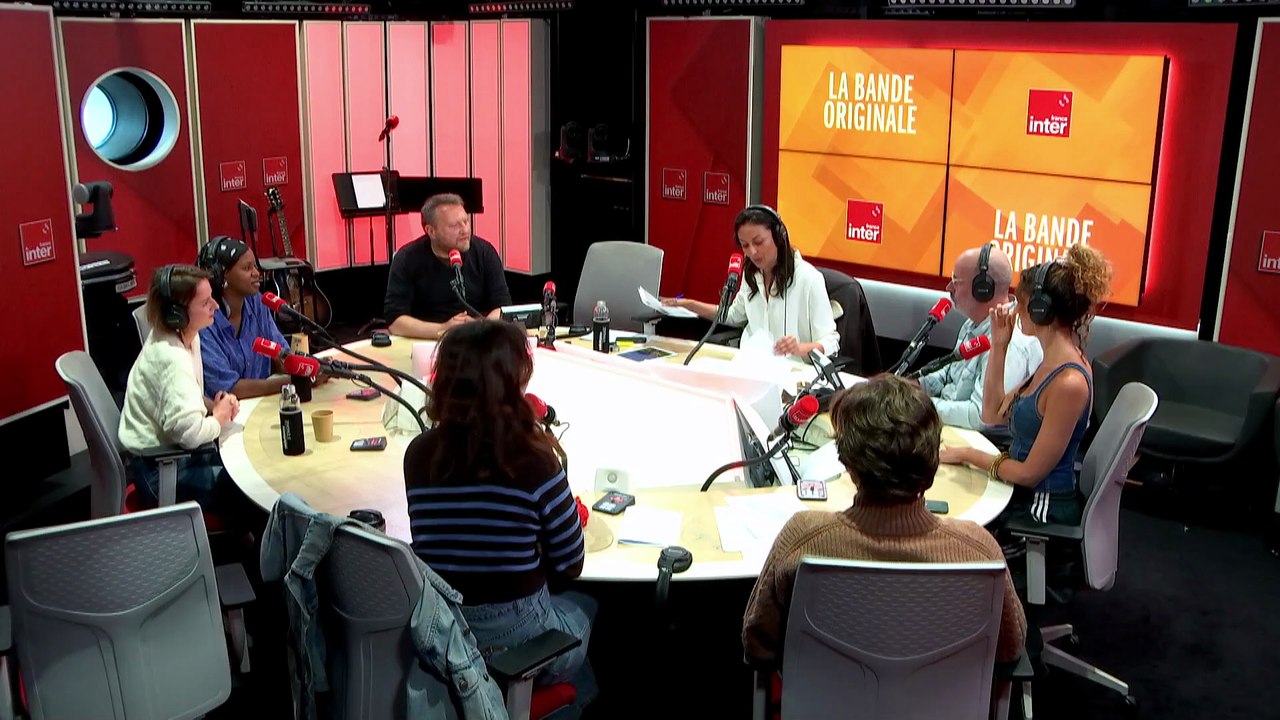 Travailler le 1er mai avec Mélodjy  - La drôle d'humeur de Camille Lavabre