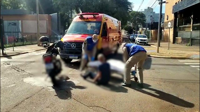 Acidente entre duas motos mobiliza Siate na Rua Pio XII