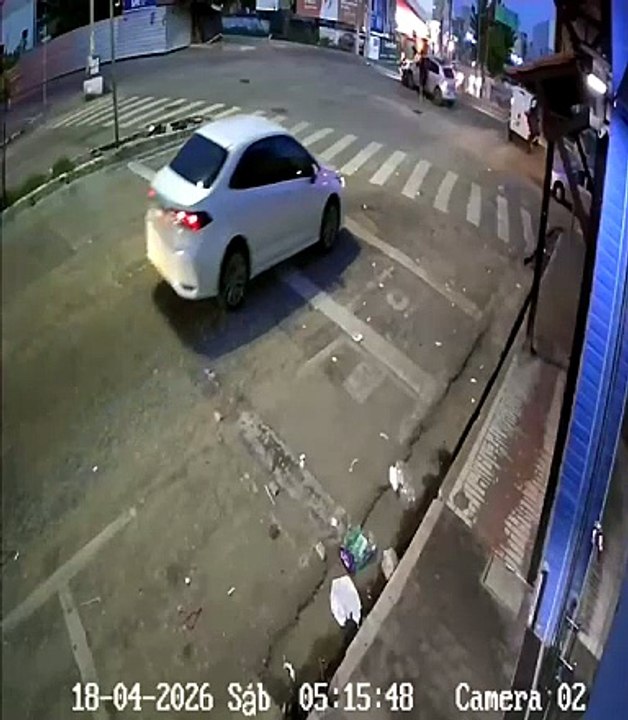 Imagens mostram colisão registrada no Centro de Patos, que vitimou jovem de 21 anos