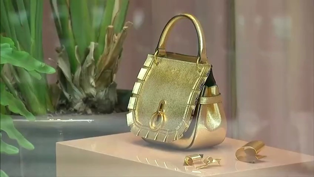 Mulberry Returns to Sales Growth | Luxury Handbag Market Rebounds in 2026