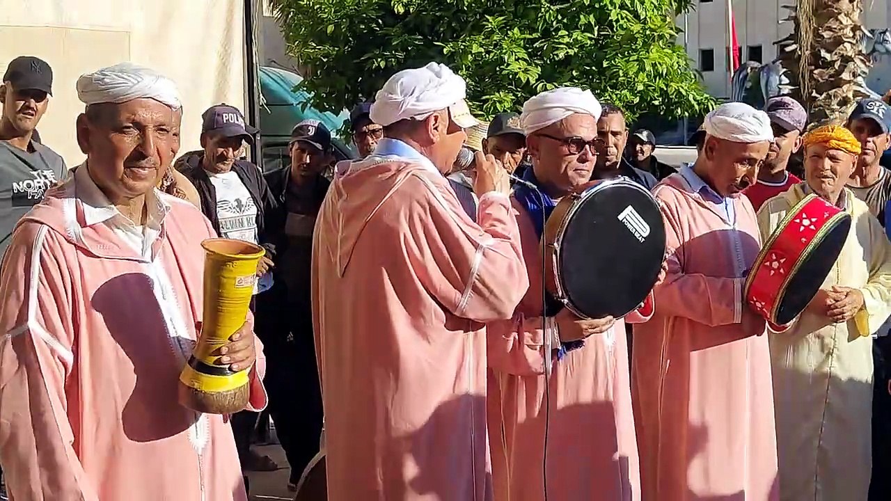 لقاء الابطال مع الشيخ احمد الخياطي والشيخ عبد النبي الشحم  في التبوريدة تيسة 2026 noujoum hayti (1)