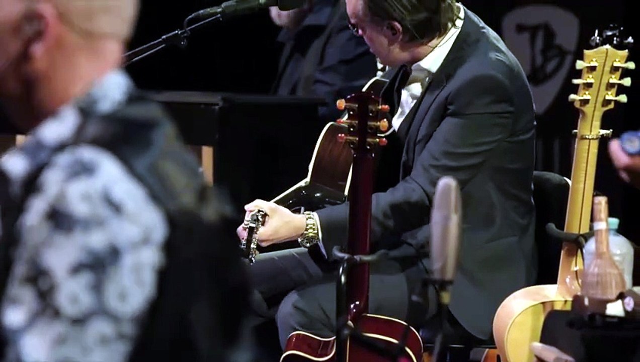 Still Water (Daniel Lanois cover) - Joe Bonamas...