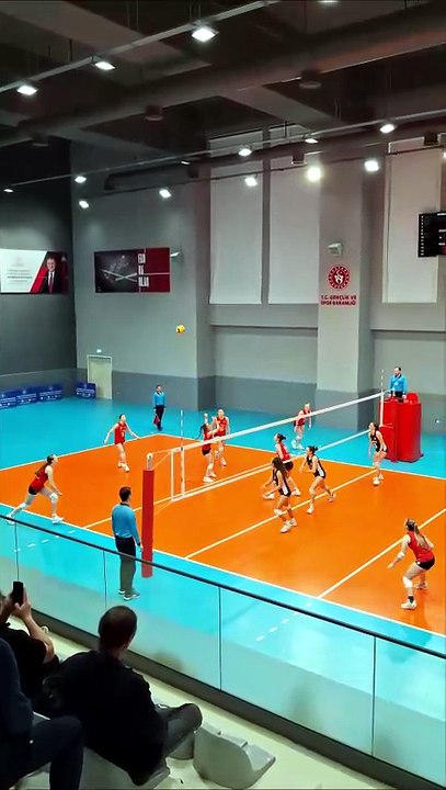 İlk Set Rallileri - Beşiktaş v THY - Yıldız Kızlar Süper Ligi Final Grubu 9. Hafta