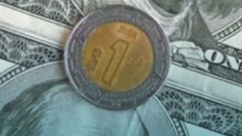 Peso mexicano cae frente al dólar por preocupaciones sobre guerra en Oriente Medio