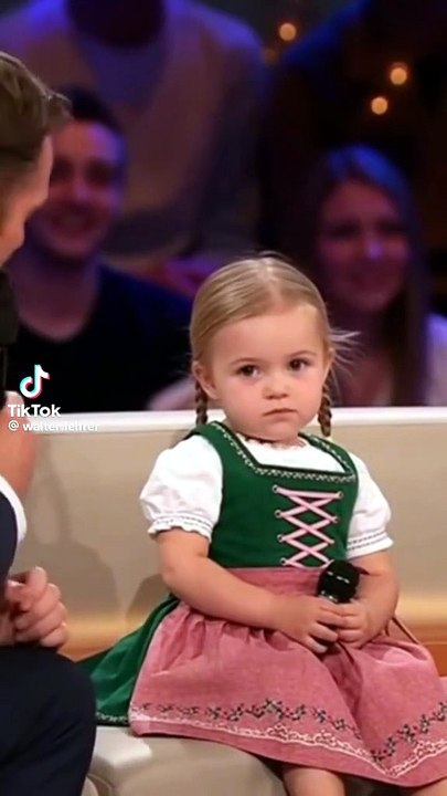 Mama und Papa reiten nachts sehr schnell