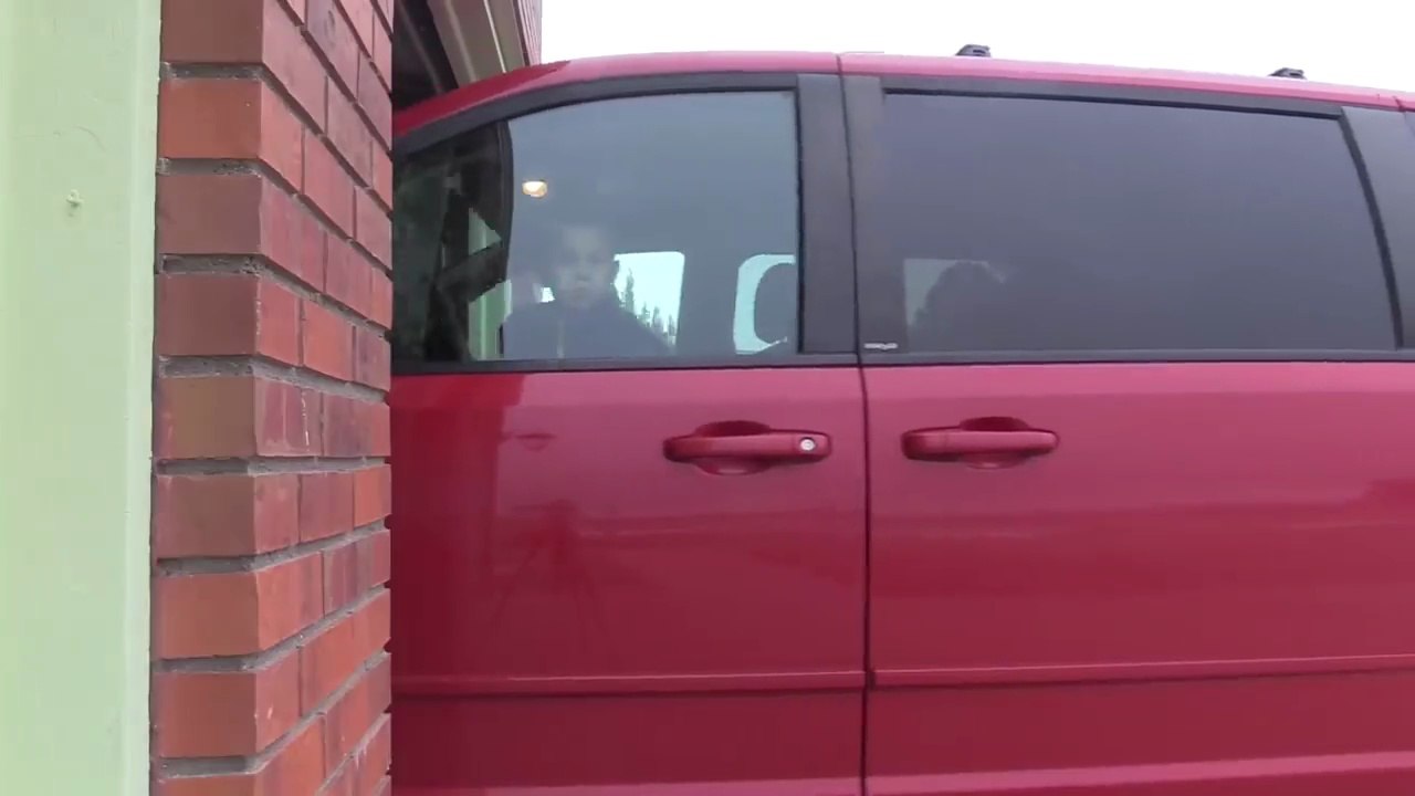 Kids Drive Parents Car to Town to Work_ Kids Cooking in a Restaurant_ Just for Fun_