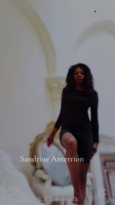 Sandrine Anterrion self-portraits April 2026 www.IMDb.me/SandrineAnterrion