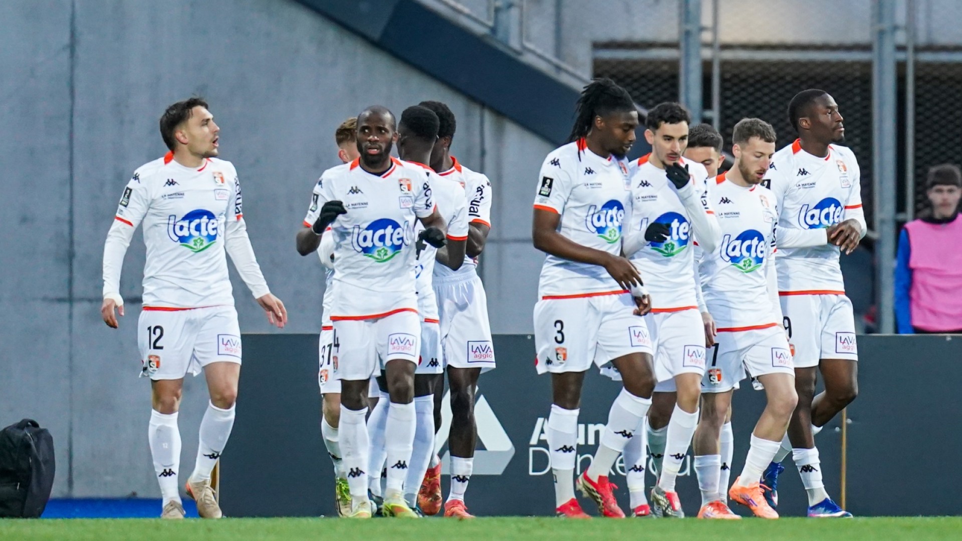 Ligue 2 : Laval fait un grand coup à Dunkerque