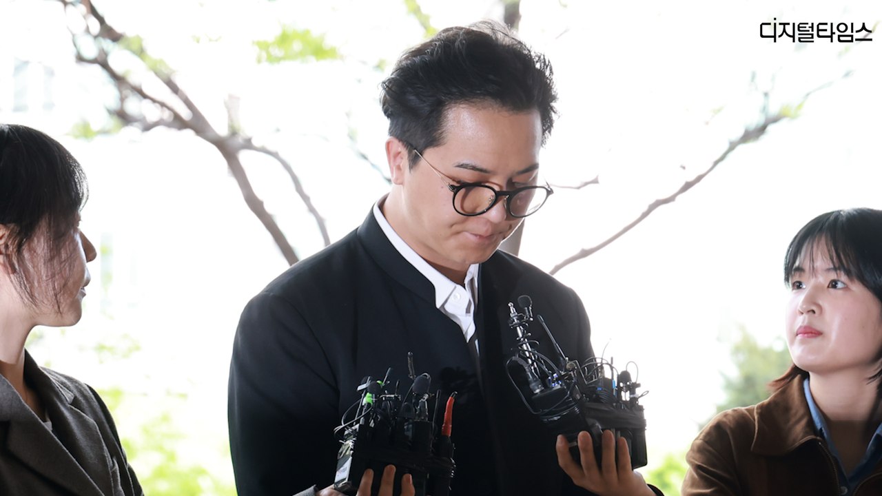 "모든 혐의 인정" 가수 송민호 '102일 무단 결근' 첫 재판 #송민호 #위너 #songminho