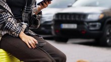 Het aantal vertrekken neemt toe… en sommige dieren blijven achter 💔🐶🐱
