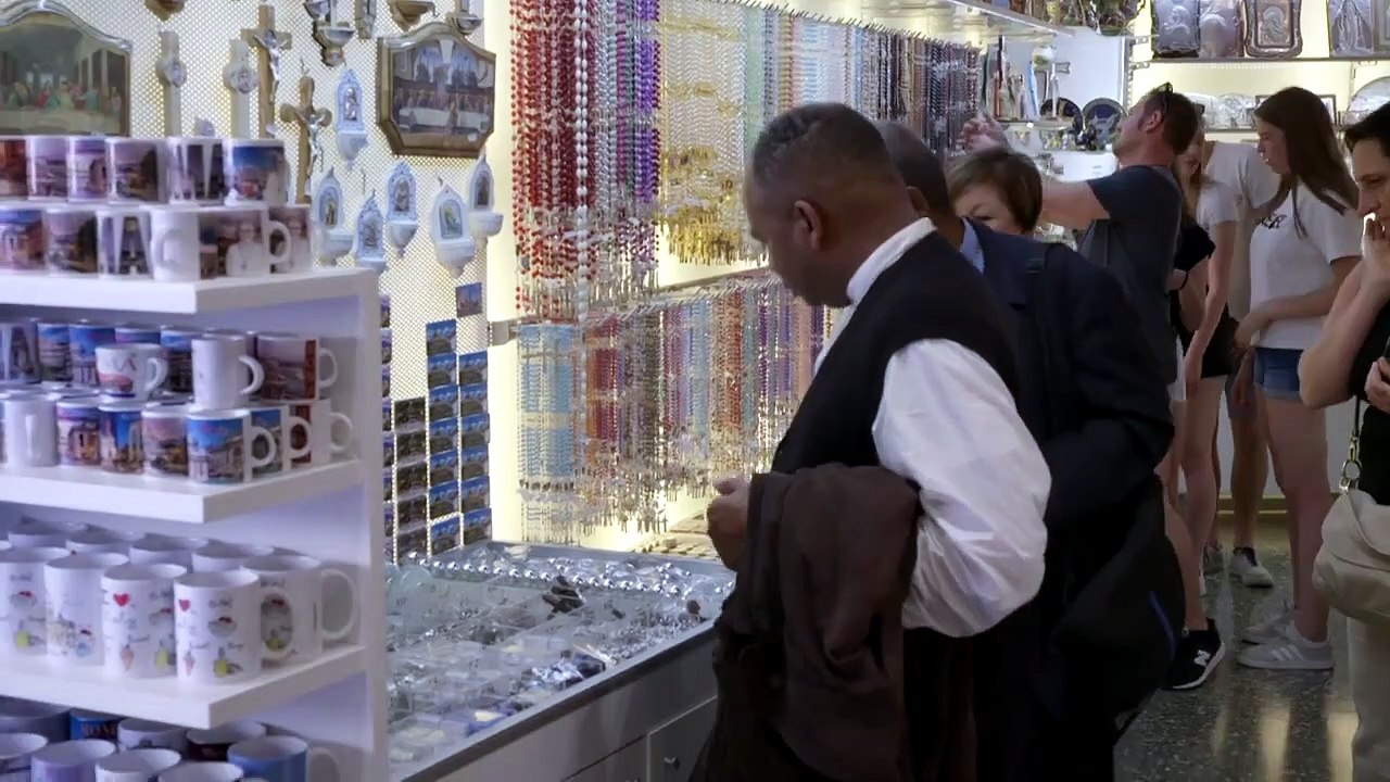 BBC - Inside the Vatican Episode 2
