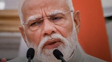 खड़गे के बयान पर बवाल: PM मोदी पर टिप्पणी के बाद दी सफाई