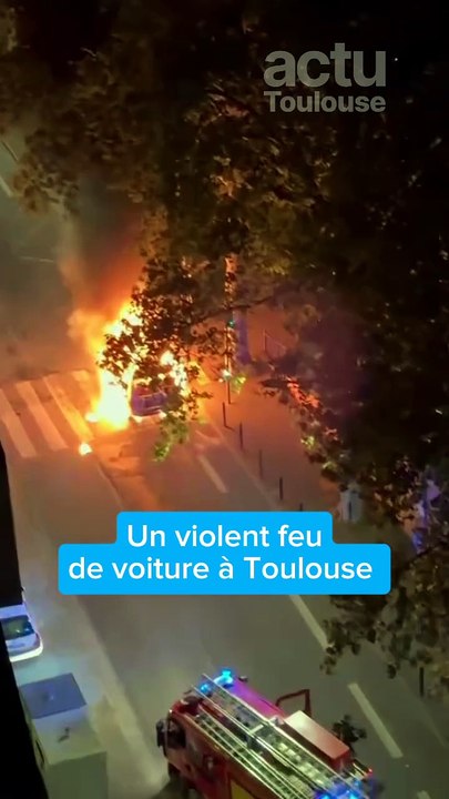 Un violent feu de voiture à Toulouse